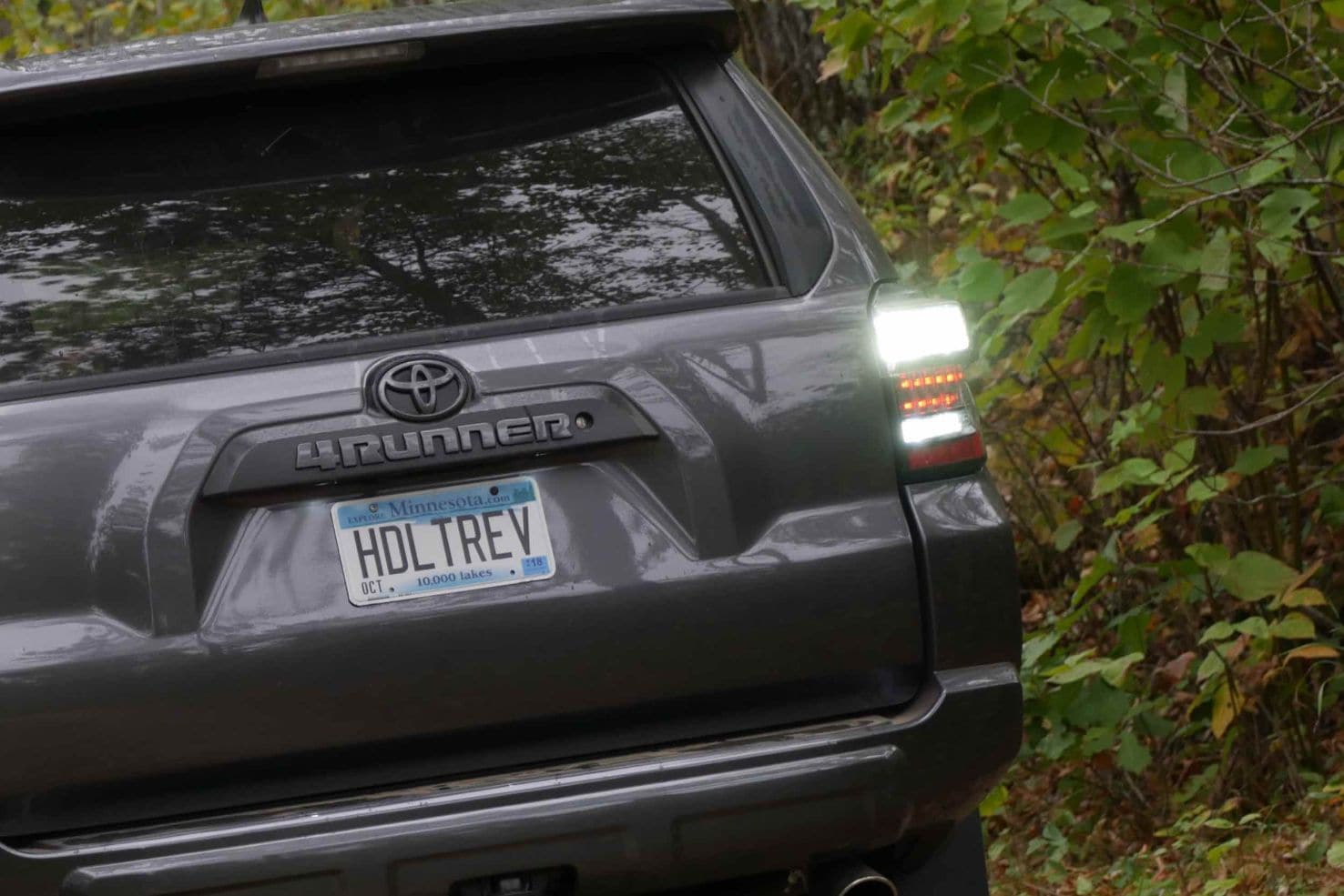 4runner license plate bulb